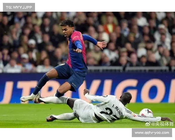 亚马尔突围困境闪耀国家德比 巴萨补时绝杀逆转取胜